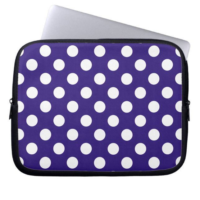Witte haarvlekken op donkerblauw laptop sleeve (Voorkant)