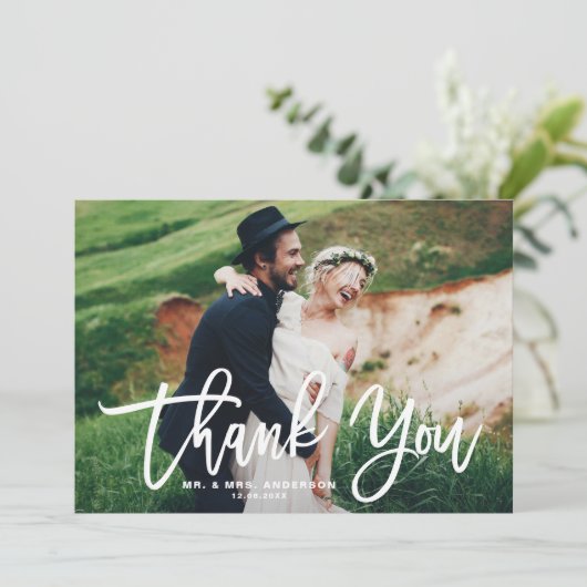 Witte Hand Lettering Moderne foto bruiloft Bedankkaart (Staand voorkant)