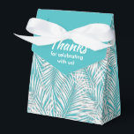 Witte handpalmen op Turquoise Style Party Favor Bo Bedankdoosjes<br><div class="desc">Feestdozen met witte palmschijfjes op een turkooisachtergrond. Ideaal voor elke feestdag,  verjaardagsfeest,  vrijgezellenfeest,  verlovingsfeest,  feestdag,  bruiloft en nog veel meer. Klik OP AANPASSEN om de achtergrondkleur,  de lettertypen en de tekst te wijzigen. Bekijk de uitnodigingen en MATCHING-objecten in onze winkel —> http://bit.ly/2UyWIVj <—</div>