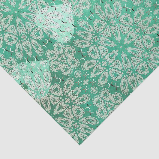 Witte harten en kant groen tissuepapier (Detail)