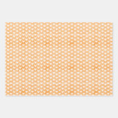 Witte harten op licht oranje linnen inpakpapier vel (Voorkant)