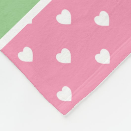 Witte harten op roze met groene gepersonaliseerde fleece deken (Hoek)