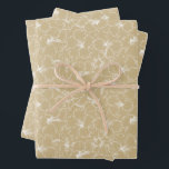 Witte Hibiscus Bloem op Goud Inpakpapier Vel<br><div class="desc">Drie vellen inpakpapier hebben een omlijning van tropische witte hibiscusbloemen op een gouden achtergrond (of elke andere kleur die je kiest). Mooie cadeauverpakking voor verjaardag,  trouwdag,  jubileum of elke andere gelegenheid. MEER kleuren in onze winkel.</div>