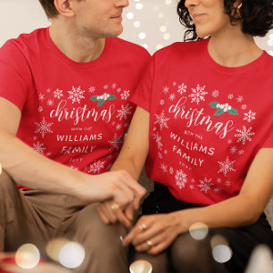 Witte Holly Sneeuwvlokken Kerstmis met familienaam T-shirt