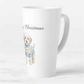 Witte hond in blauwe trui Kerstmis Latte Mok (Rechterhoek)