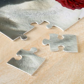 Witte hond met roos legpuzzel (Zijkant)