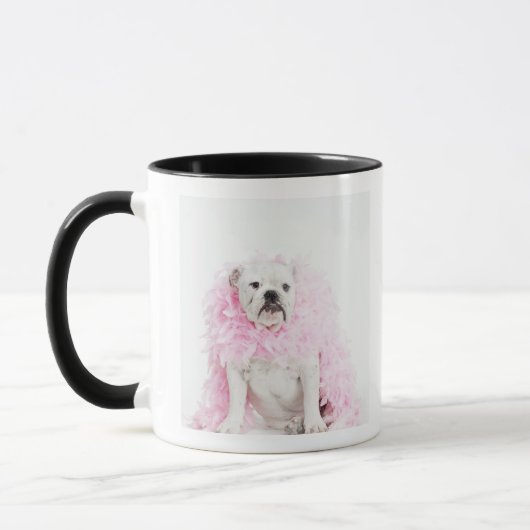 Witte hond met roze boa mok (Links)
