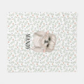 Witte hond met  roze Floral Cute Design Fleece Deken (Voorkant (Horizontaal))