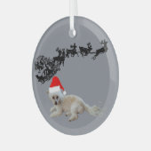 Witte Hond met Santa Hat | Slee en rendieren Glas Ornament (Voorkant links)