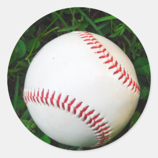 Witte honkbal met rood getikt ronde sticker