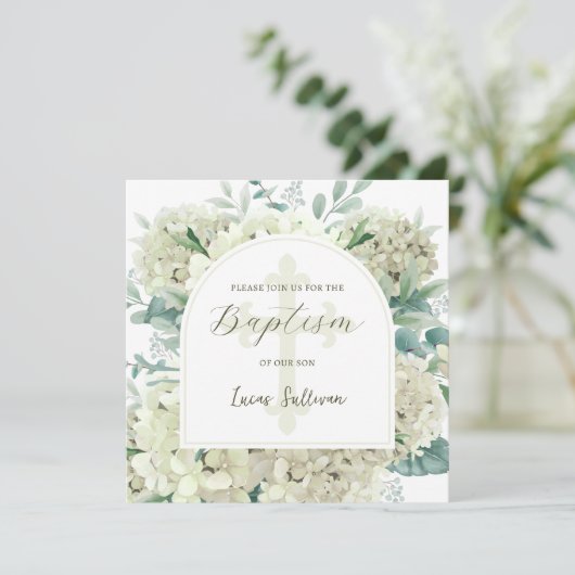 Witte Hortensia Boog Doop Uitnodiging (Staand voorkant)