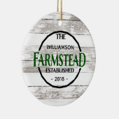 Witte Hout Boerderij Familienaam Kerstmis Keramisch Ornament (Rechts)