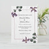 Witte Hout Paarse Bloemen Huwelijksuitnodiging Kaart (Staand voorkant)