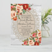 Witte Houten Kant Rode Bloemen Rozen Rustieke Brui Kaart (Staand voorkant)