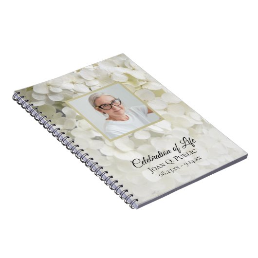 Witte Hydrangea Bloem Viering van het Leven Begraf Notitieboek (Rechterzijde)