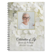 Witte Hydrangea Bloem Viering van het Leven Begraf Notitieboek (Voorkant)
