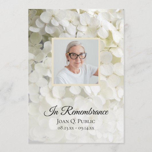 Witte Hydrangea Bloemen Begrafenisdienst Programmakaart (Voorkant)