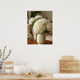 Witte Hydrangea Boeket in Vaas – Elegante Bloemen Poster