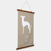 Witte Italiaanse Windhond Silhouet Op Beige Hangend Wandkleed (Gebogen)