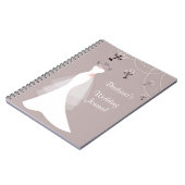 Witte jurk op een donkerroze bruiloft-laptop notitieboek (Linkerzijde)