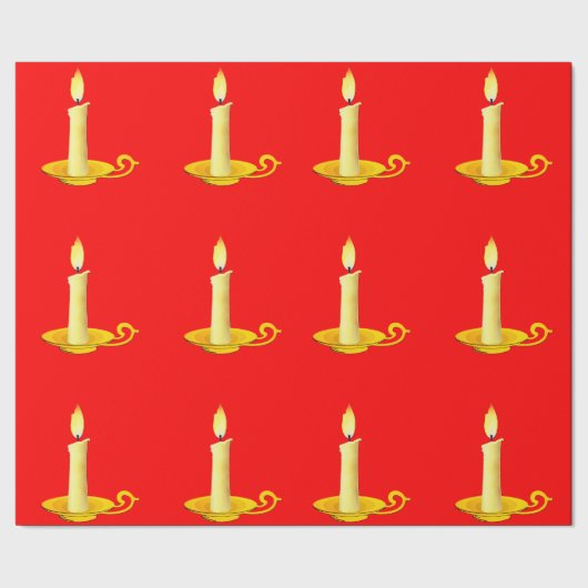 Witte kaarsen op rood inpakpapier (Zoom)