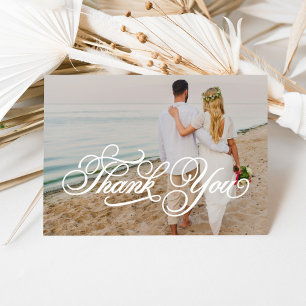 Witte kalligrafie script huwelijksfoto-overlay bedankkaart