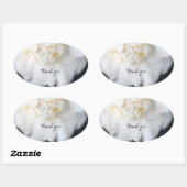 Witte kamellia op donkere achtergrond ovale sticker (Vel)