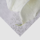 Witte kammeling op linnen  tissuepapier (Detail)