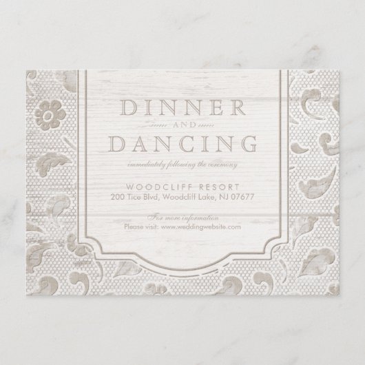 Witte kant hout rustieke land bruiloft receptie informatiekaartje (Voorkant)