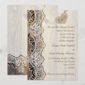 Witte kant & kartonnen hart op houten bruiloft kaart (Voorkant / Achterkant)