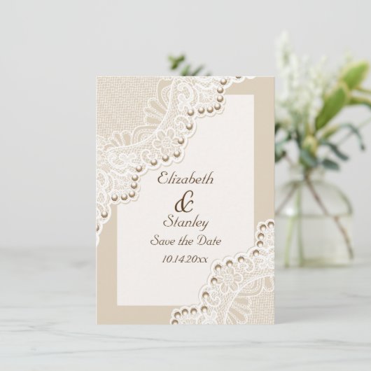 Witte kant met parels bruiloft Save the Date (Staand voorkant)