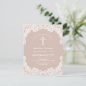 Witte kant op Bleke bruine doop uitnodiging (Staand voorkant)
