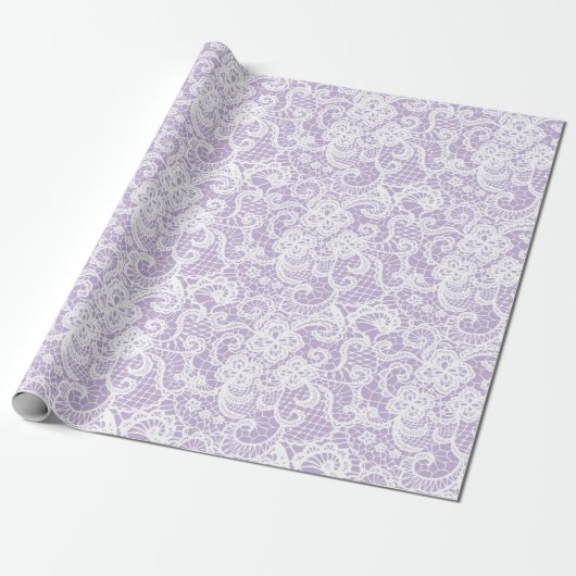 Witte kant op lavender cadeaupapier (Uitgerold)