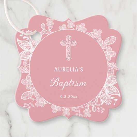 Witte kant op roze doop bedankjes labels (Voorkant)