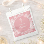 Witte kant op roze doop bedankzakje (Geknipt)