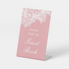 Witte kant op roze gastenboek reclamebord met voetstuk