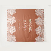 Witte kant op Terracotta bruiloft achtergrond Wandkleed (Voorkant (horizontaal))