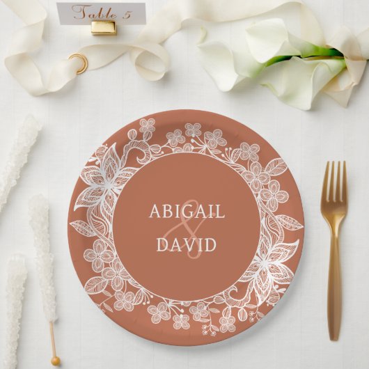 Witte kant op Terracotta bruiloft Papieren Bordje (Huwelijk)