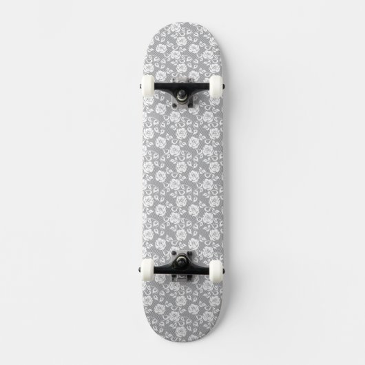 Witte kant patroon op grijze achtergrond skateboard (Voorkant)
