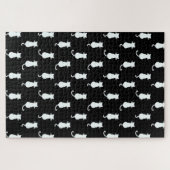Witte kat geïsoleerd op Black Polka Dot Pattern Legpuzzel (Horizontaal)
