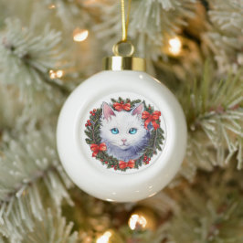 Witte Kat in Kerstmiskrans Waterverf het Schildere Keramische Bal Ornament