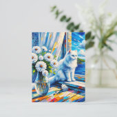 Witte kat in venster sill kijken uit op de oceaan briefkaart (Staand voorkant)
