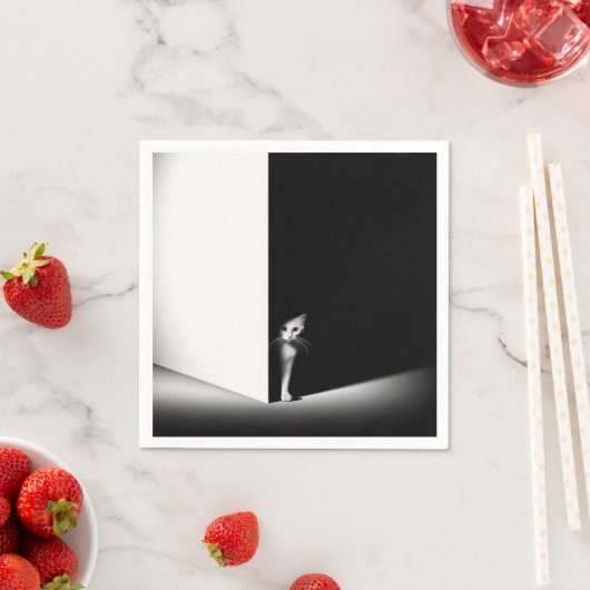 Witte kat in zwarte schaduwen servet (Insitu)