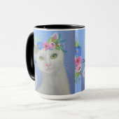 Witte kat met bloemenkrans 2 mok (Voorkant links)