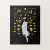 Witte kat met herfstbladeren legpuzzel (Verticaal)