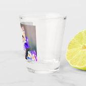 Witte kat met Paarse bloemkraag Shot Glas (Rechts)