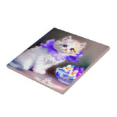 Witte kat met Paarse bloemkraag Tegeltje (Zijkant)