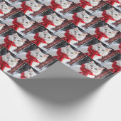 Witte kat met rode wintersjaal cadeaupapier (Hoek)