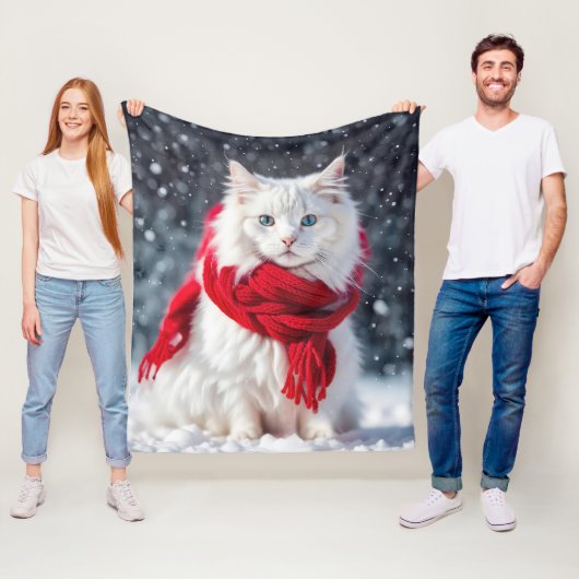 Witte kat met rode wintersjaal fleece deken (In situ)