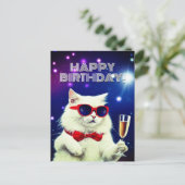 Witte kat met zonnebril proost op verjaardag  briefkaart (Staand voorkant)